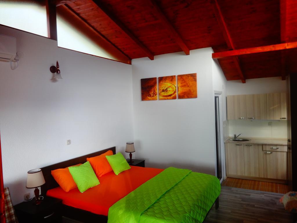 Karali Apartments Lagadin Kültér fotó
