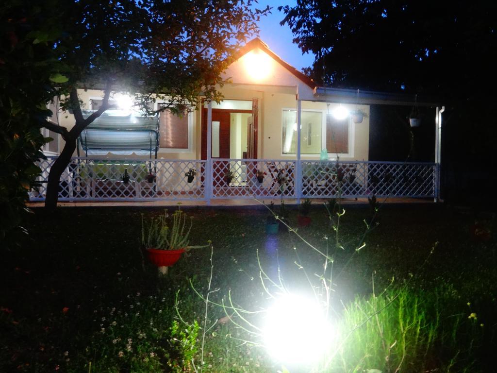 Karali Apartments Lagadin Kültér fotó
